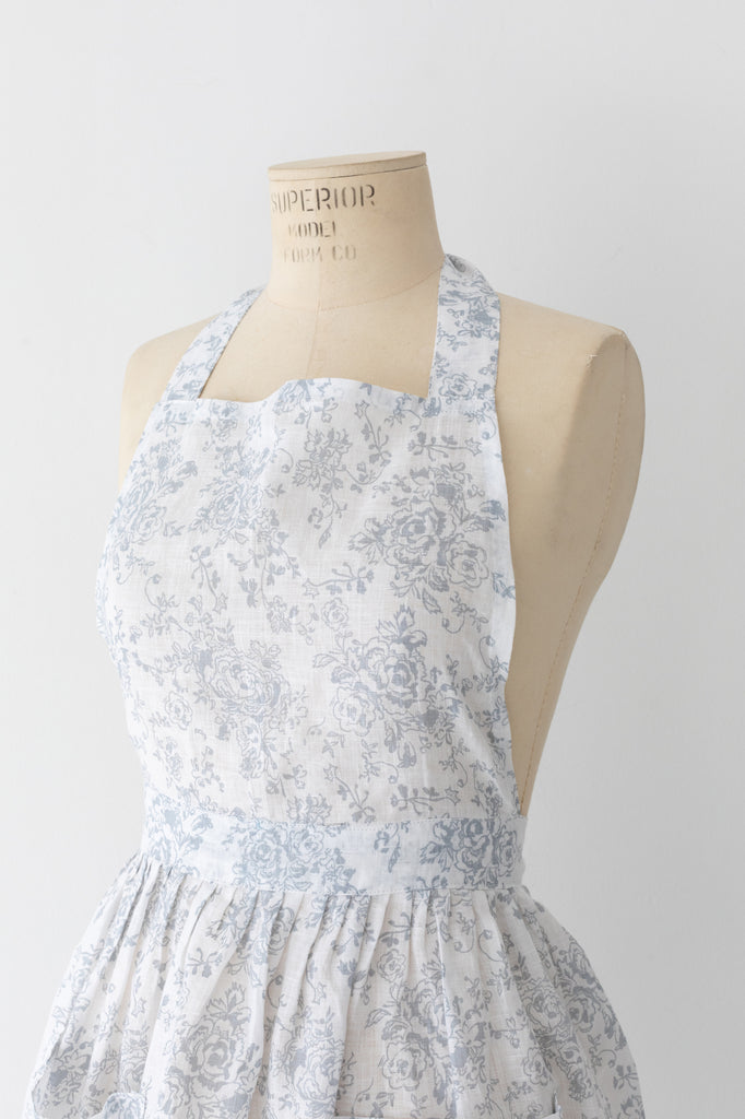 The Hostess Apron in English Rose