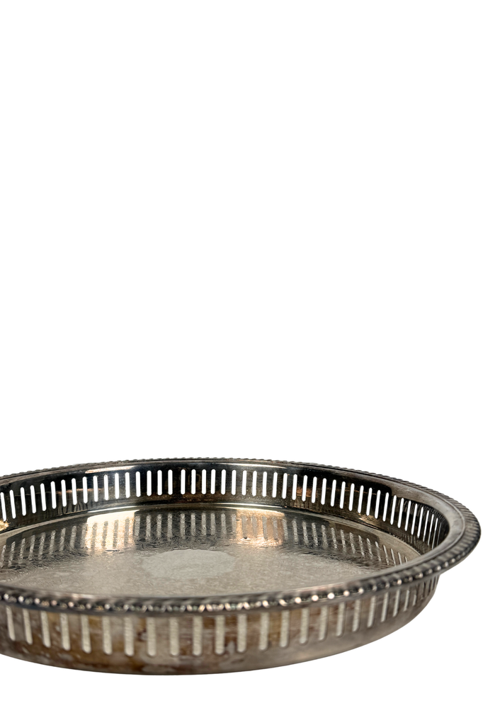 ヴィンテージ シルバーギャラリートレイ Vintage Silver Plated Gallery Trays - Heirloomed