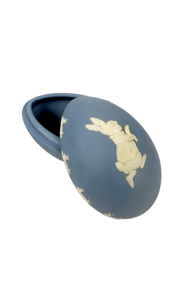 Wedgwood Jasperware Blue Peter Rabbit Easter Egg Box - Heirloomed