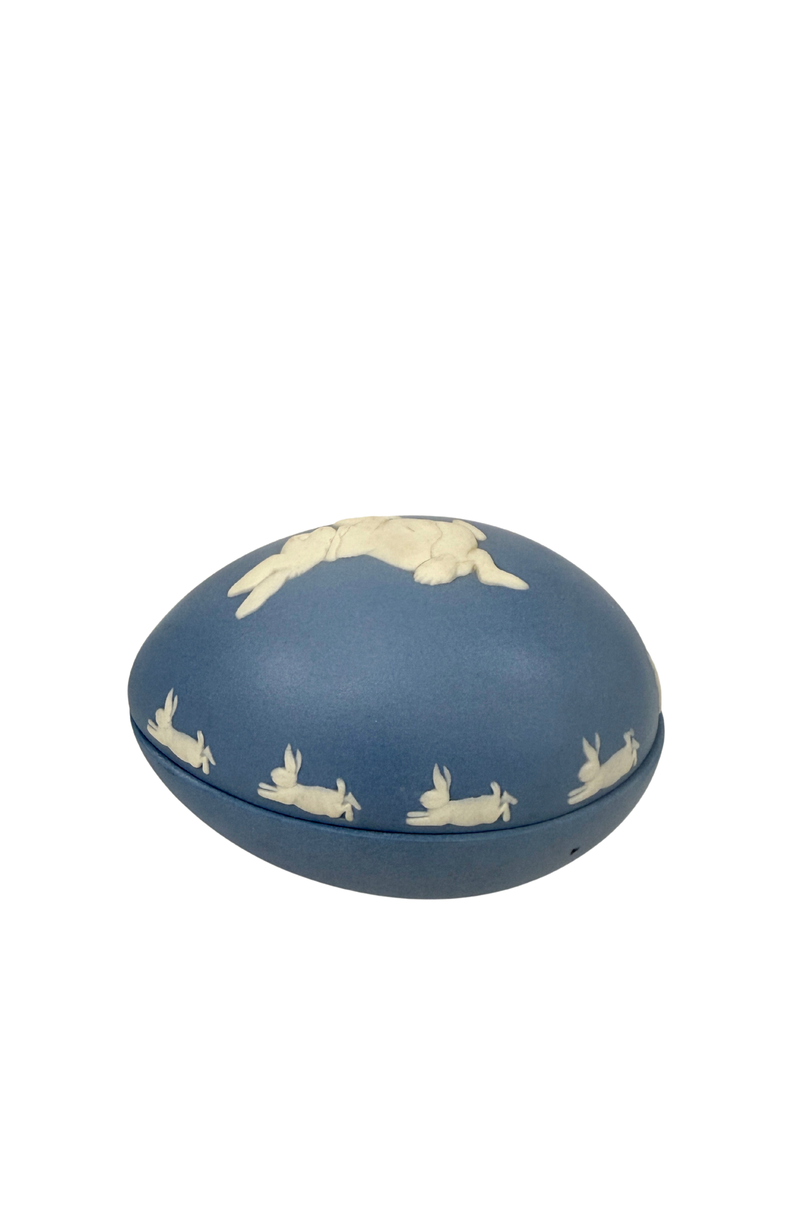 Wedgwood Jasperware Blue Peter Rabbit Easter Egg Box - Heirloomed