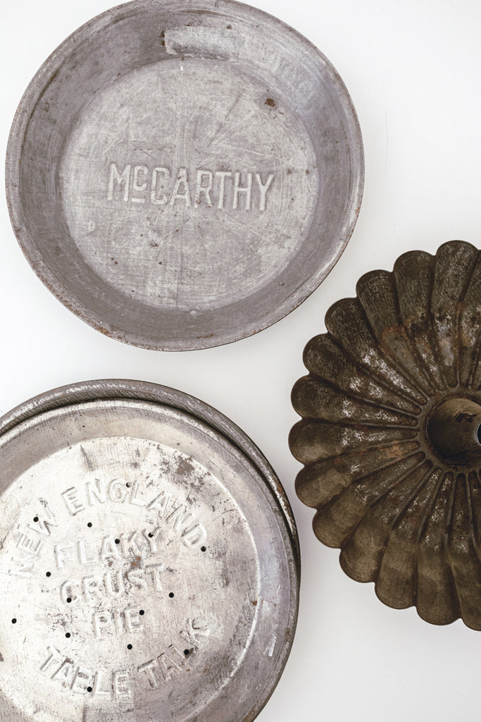 Vintage Metal Baking Pans Heirloomed - Main Image
